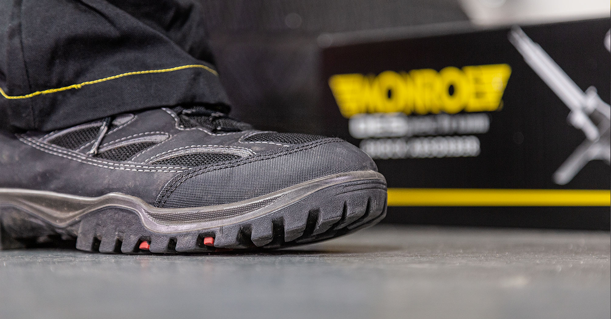 Bras MONROE Ford Courier L16509 Droite