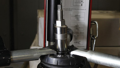 V3N2_04 Shock Installation Step 2 Select Pass-through Socket
