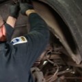 Rear Air Spring and Shock Absorber Removal Procedure - Step 7