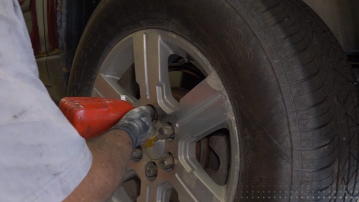 Reinstalling tire on vehicle