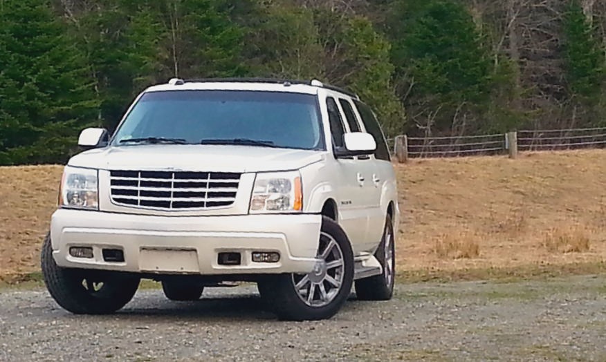 White-SUV-Thumbnail White SUV