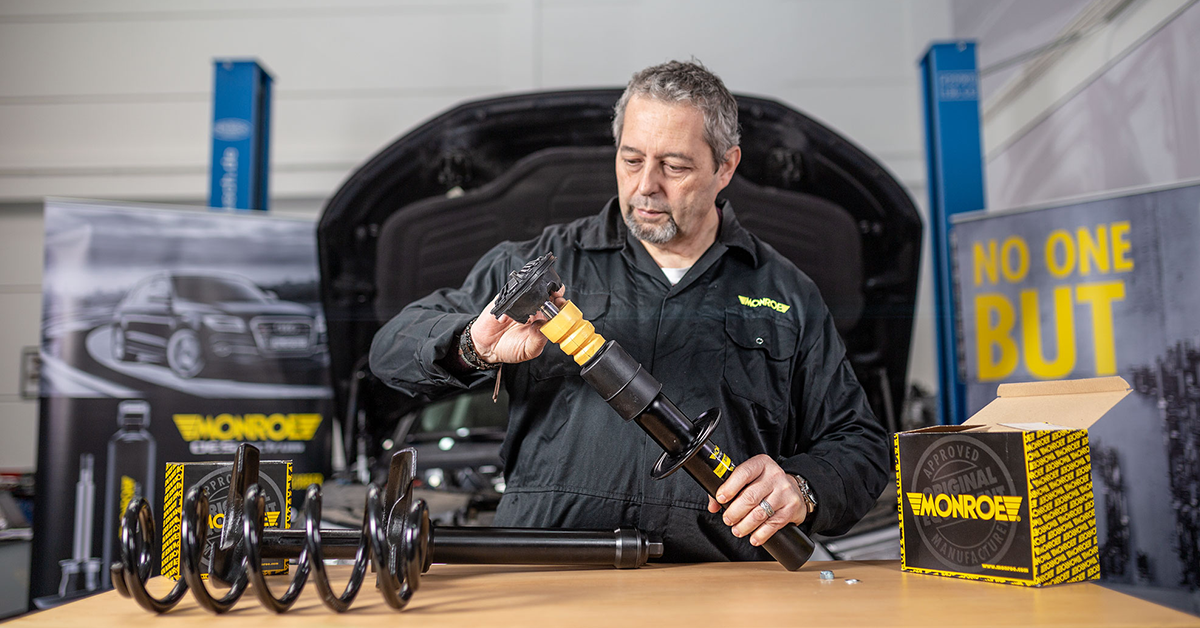 Comment installer un kit de montage Strut-Mate | Monroe